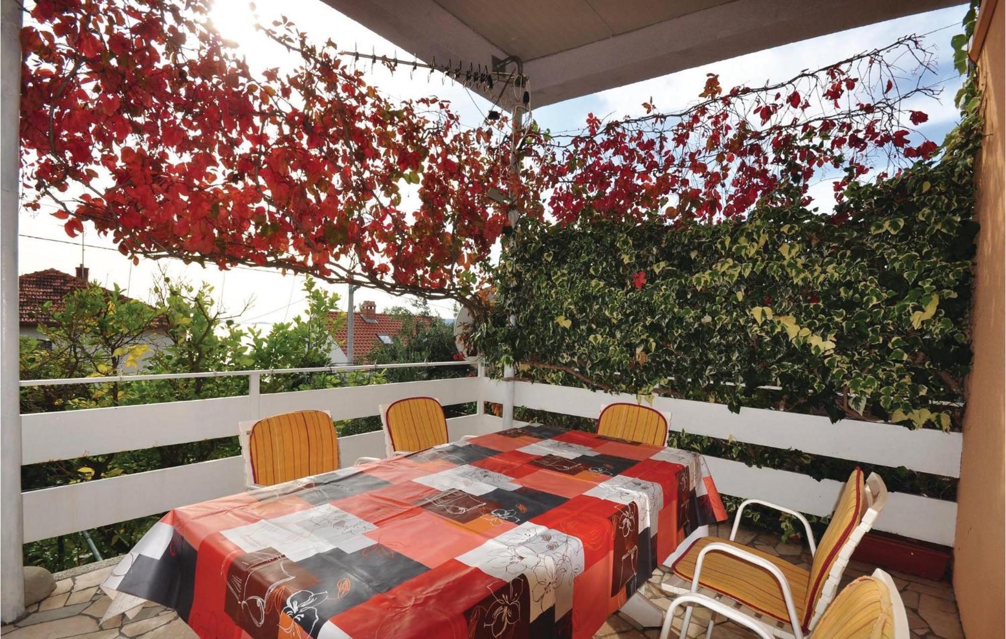 Awesome Home In Seget Vranjica With Wifi Exterior foto